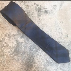 Great gift! Navy Blue Plaid Express Necktie